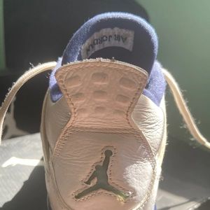 Jordan 4s